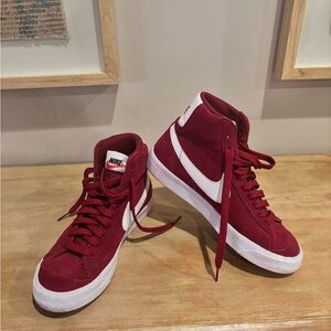 burgundy nike blazers with white accents